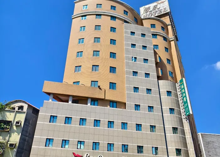 Via Hotel Breeze