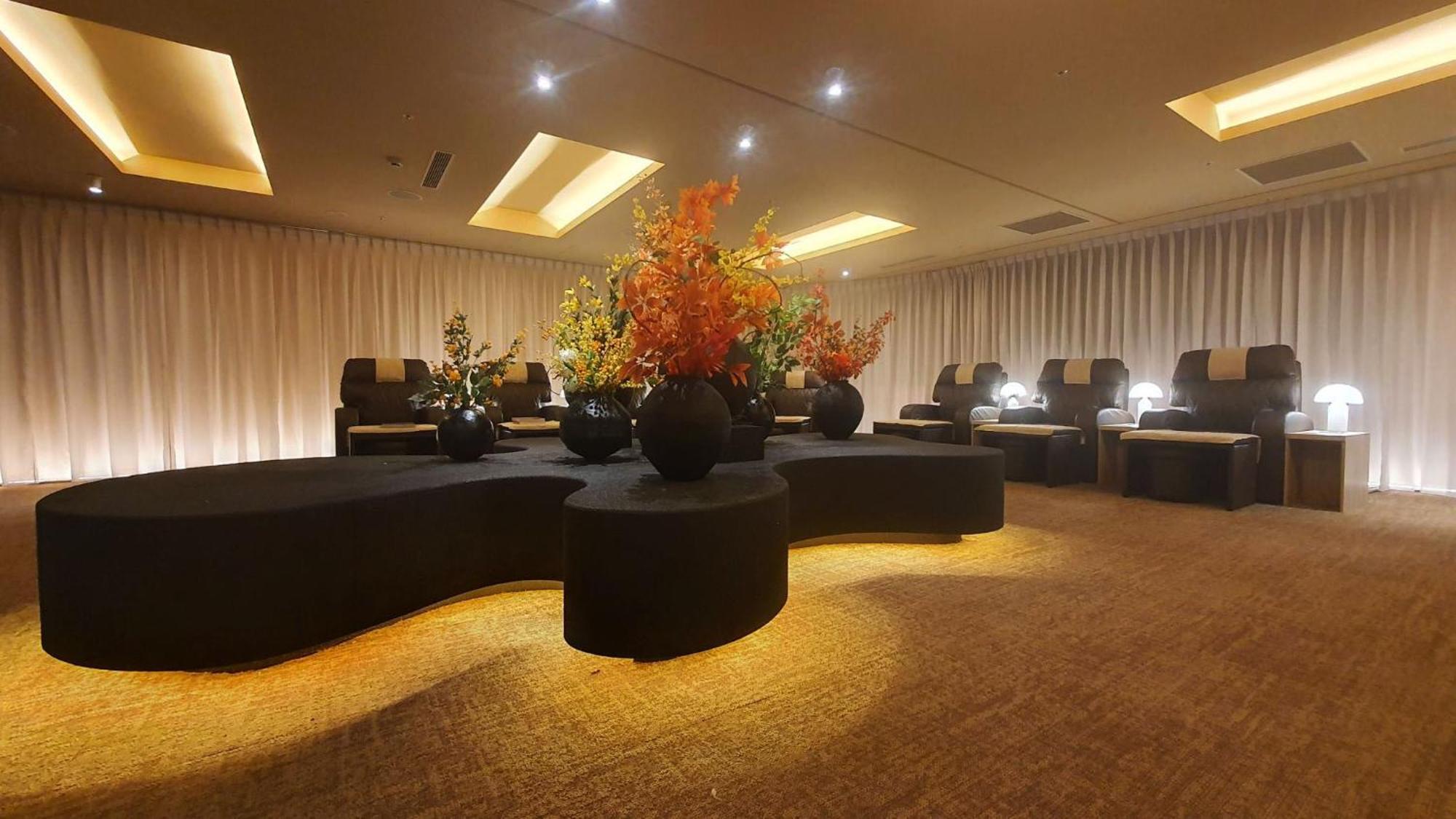 Via Breeze Hotel